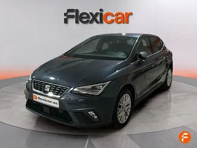 Usado Seat Ibiza XCELLENCE 115 CV (84 kW) 2024 Gris Utilitario