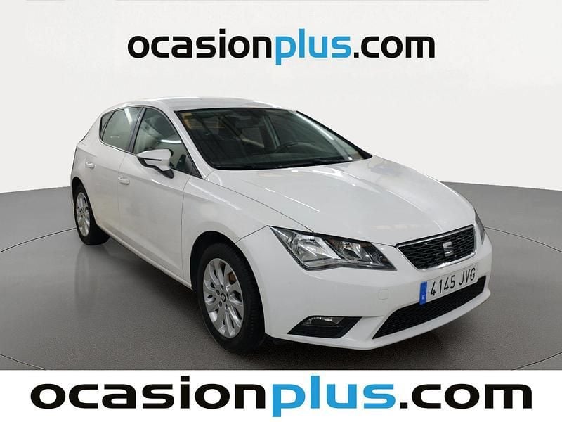 Usado Seat Leon Style 110 CV (80 kW) 2016 Blanco Utilitario