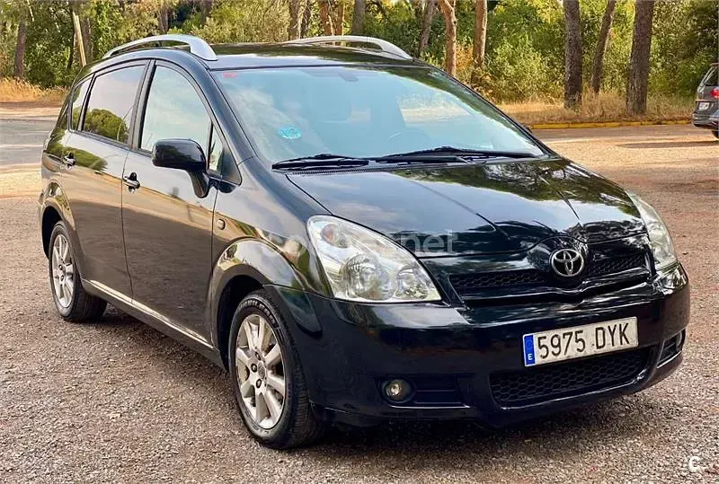 Usado Toyota Corolla Verso Luna 129 CV (94 kW) 2006 Negro Monovolumen