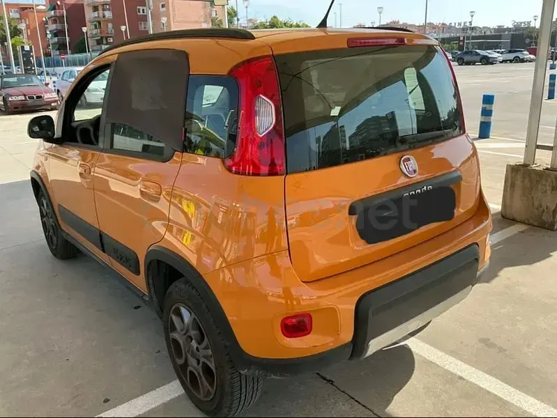 Usado Fiat Panda 4x4 85 CV (62 kW) 2013 Naranja Utilitario