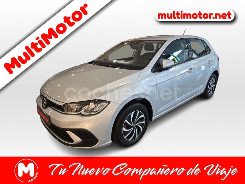 Gris / plata Usado 2024 VW Polo Life Berlina | 16.990 € (Buen precio) - Imagen 1/4