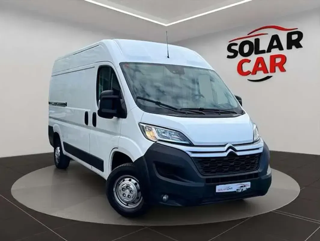 Usado Citroën Jumper 140 CV (102 kW) 2020 Blanco Monovolumen