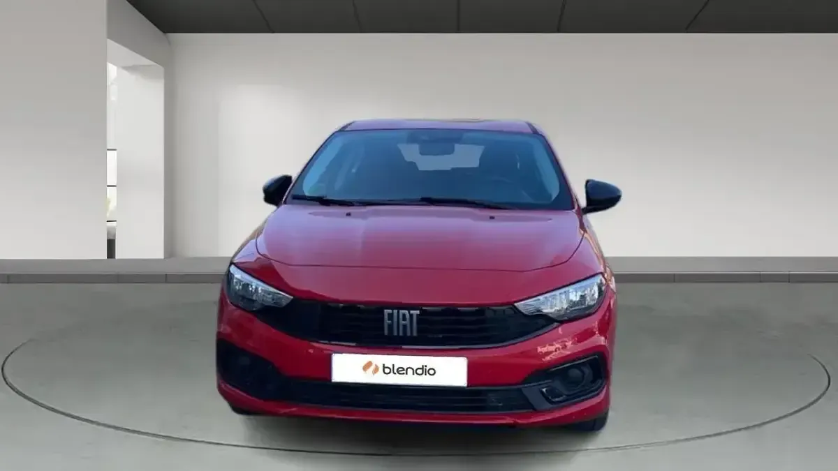 Usado Fiat Tipo 101 CV (74 kW) 2021 Rojo
