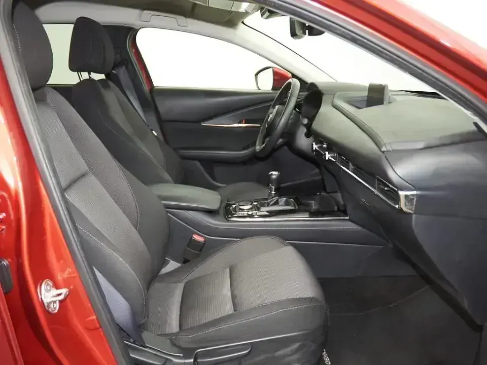 Usado Mazda CX-30 Center-Line 140 CV (102 kW) 2025 Otro SUV
