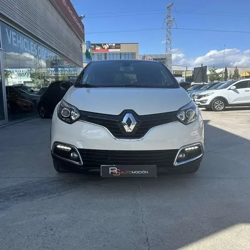 Occasion Renault Captur Zen 90 PK (66 kW) 2017 Beige SUV