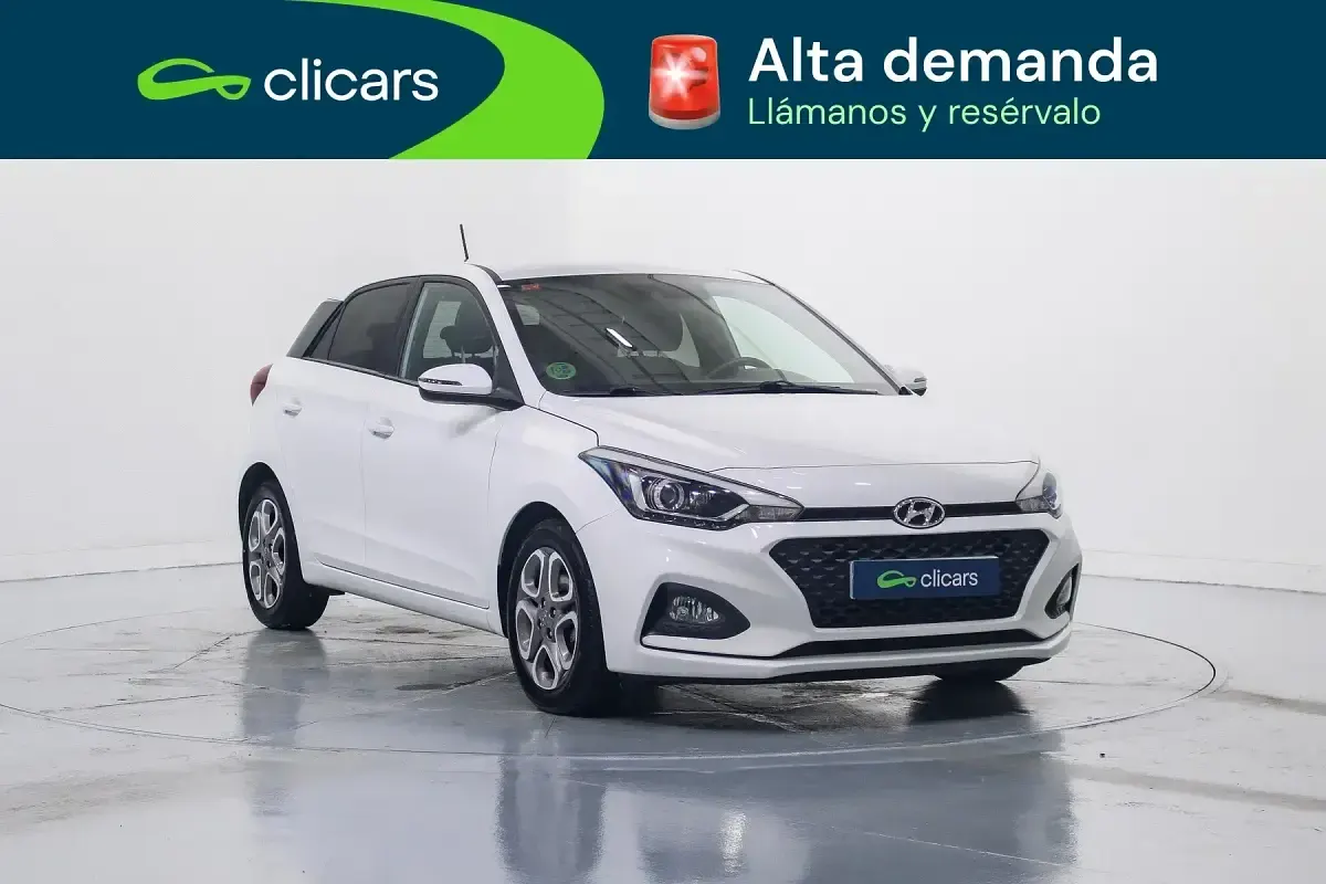 Usado Hyundai i20 100 CV (73 kW) 2019 Blanco Utilitario