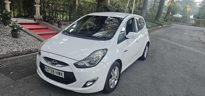 Usado Hyundai ix20 Comfort 116 CV (85 kW) 2014 Blanco Utilitario