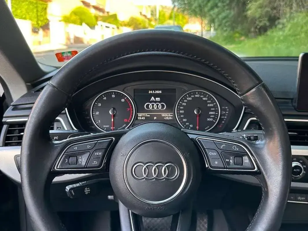 Usado Audi A5 Sportback Sport 150 CV (110 kW) 2018 Gris / plata Utilitario