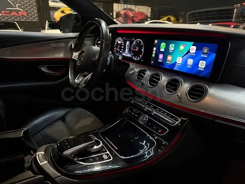 Usado Mercedes E220 194 CV (142 kW) 2017 Gris / plata Familiar
