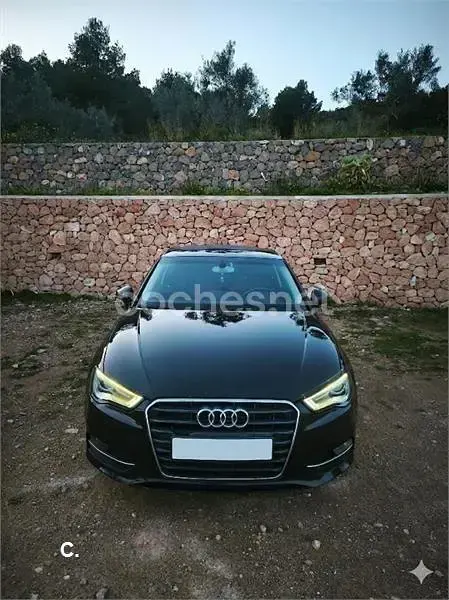 Usado Audi A3 Ambition 150 CV (110 kW) 2012 Negro Utilitario