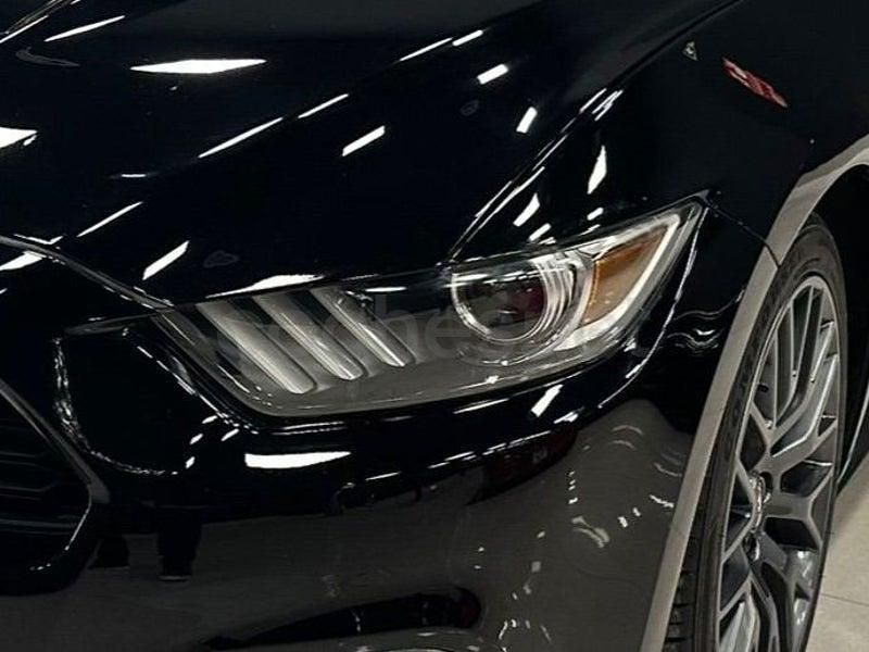Usado Ford Mustang 310 CV (228 kW) 2016 Negro Coupe