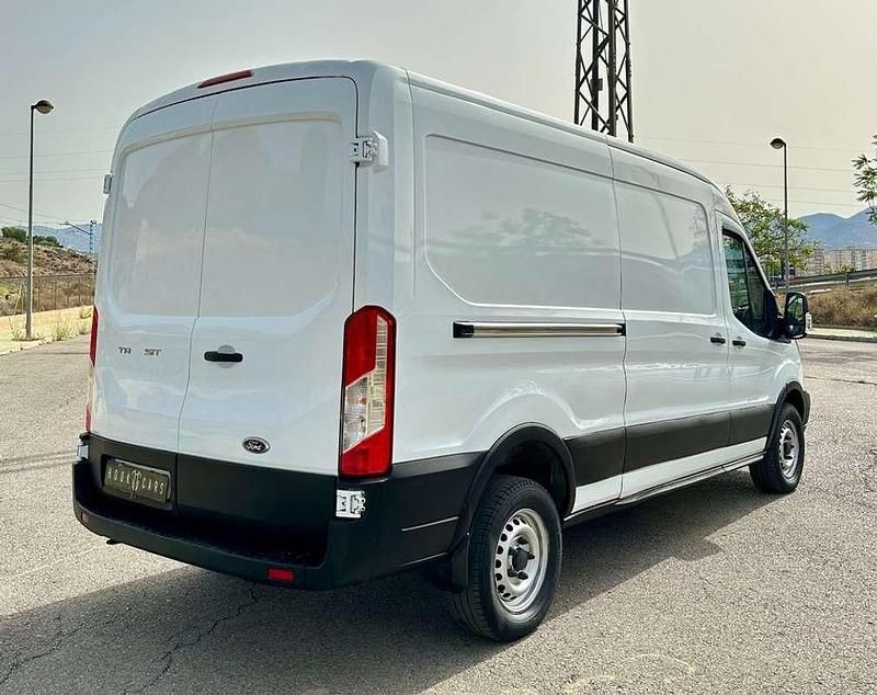 Usado Ford Transit Ambiente 129 HP (94 kW) 2020 Branco Citadino