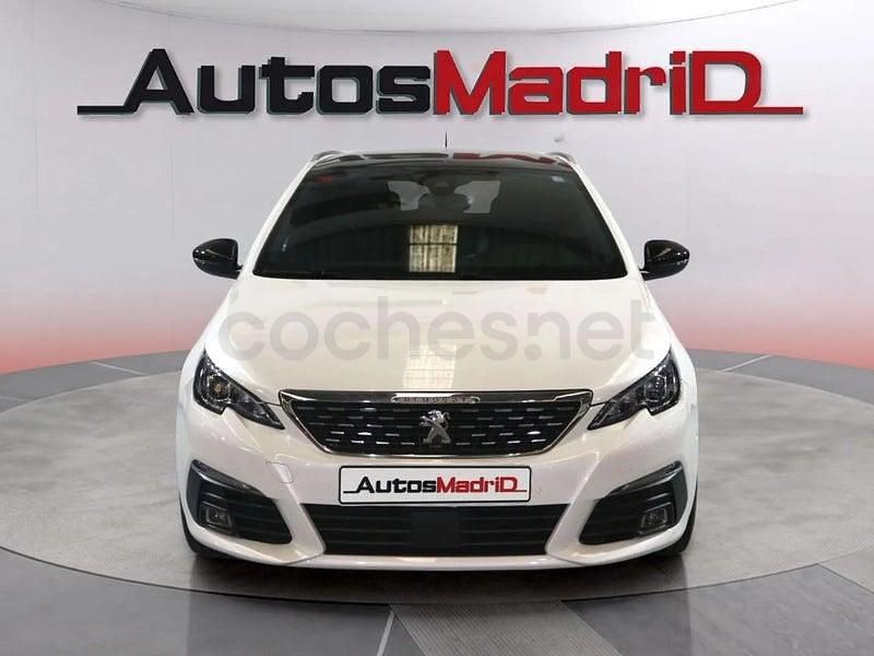Usado Peugeot 308 SW GT 130 CV (95 kW) 2021 Blanco Familiar
