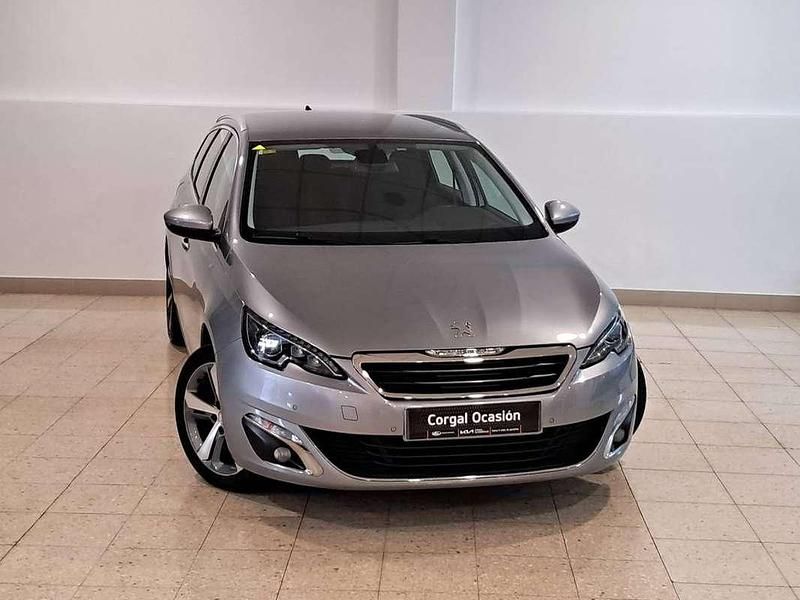 Usado Peugeot 308 SW Allure 131 CV (96 kW) 2016 Gris Familiar