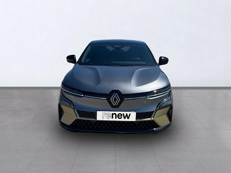 Usado Renault Mégane Iconic 161 kW (219 CV) 2022 Gris kqg noir gne Berlina
