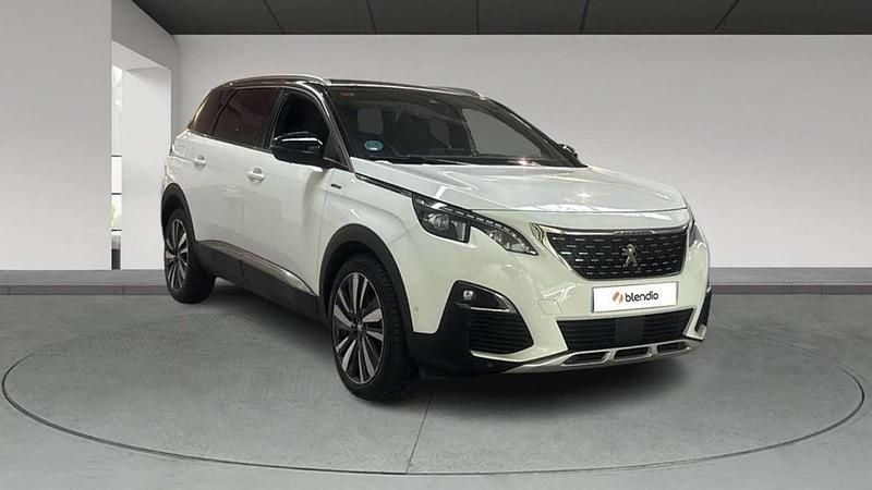 Usado Peugeot 5008 Allure 131 CV (96 kW) 2019 Blanco Monovolumen