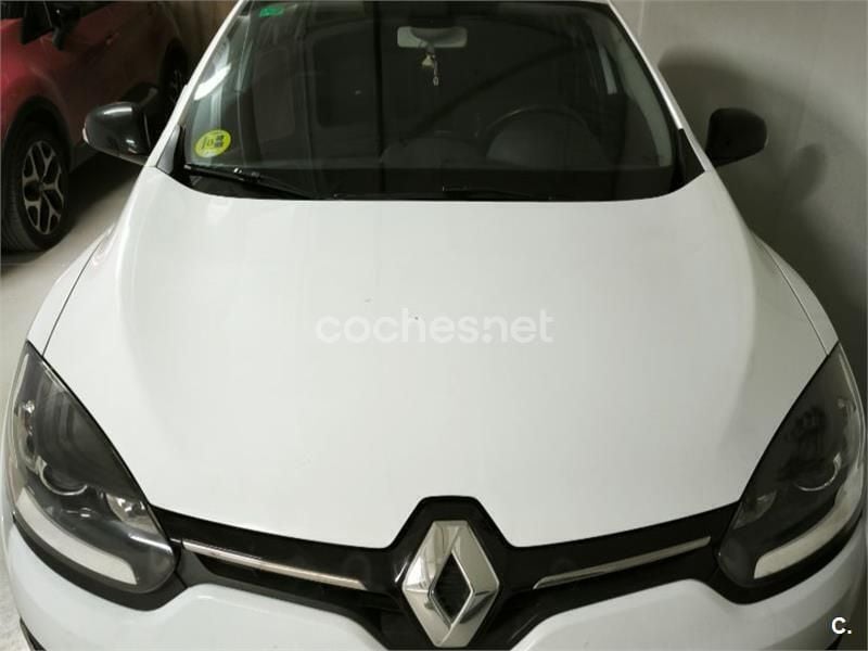 Blanco Usado 2014 Renault Mégane III LIMITED Berlina | 6990 € (Buen precio) - Imagen 1/4