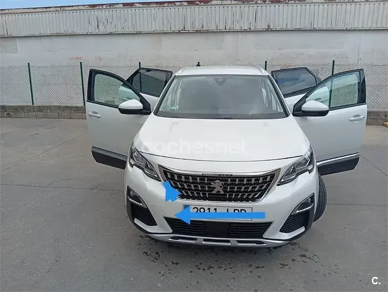 Usado Peugeot 3008 Allure 130 CV (95 kW) 2019 Blanco SUV