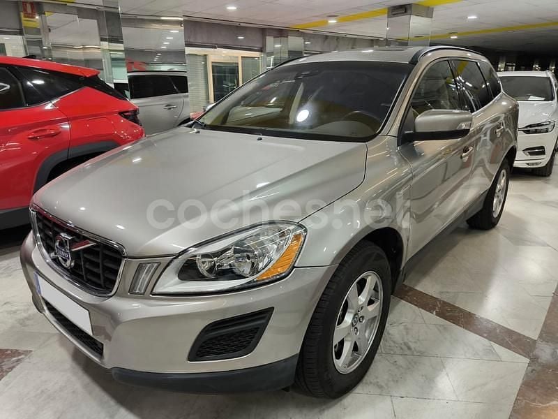 Beige Usado 2012 Volvo XC60 Momentum SUV | 12.500 € (Precio justo) - Imagen 1/4