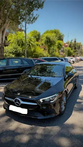 Usado Mercedes CLA200 150 CV (110 kW) 2020 Negro Coupe