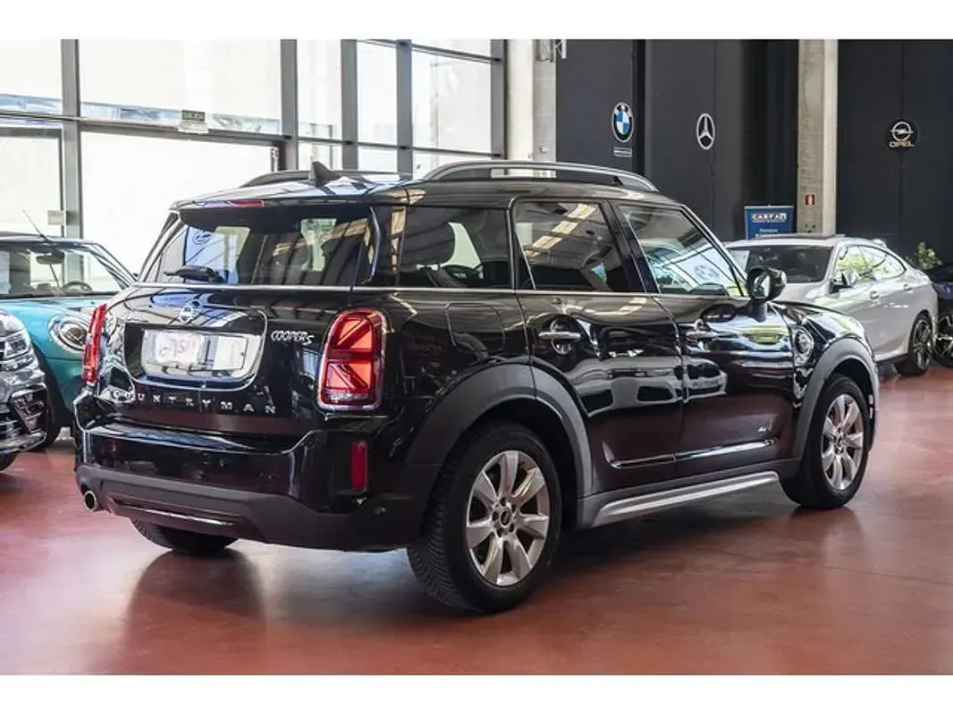 Usado Mini Cooper Countryman 220 HP (161 kW) 2020 Preto SUV