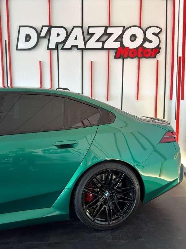 Usado BMW M5 727 CV (534 kW) 2025 Verde Berlina