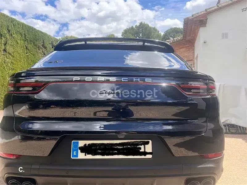 Usado Porsche Cayenne 462 CV (339 kW) 2022 Negro SUV