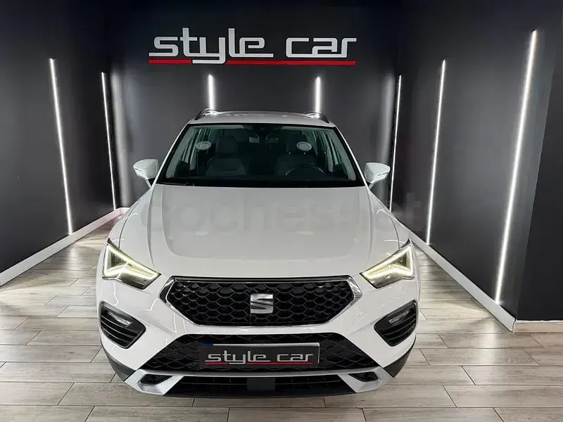 Usado Seat Ateca Style 150 CV (110 kW) 2022 Blanco SUV