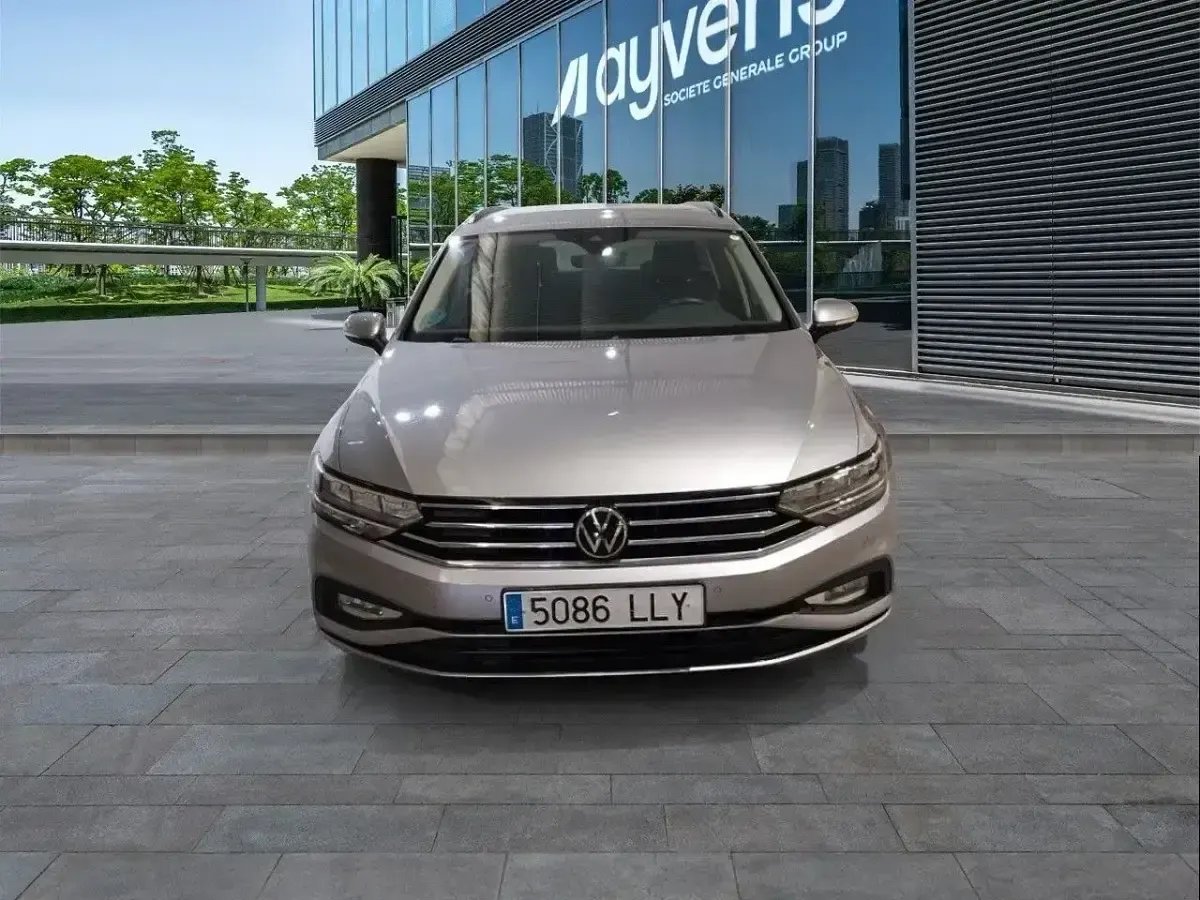Usado VW Passat Business 122 CV (89 kW) 2020 Otro Familiar
