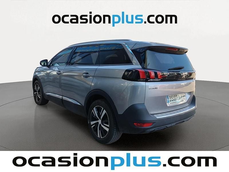 Usado Peugeot 5008 Allure 131 CV (96 kW) 2020 Gris SUV