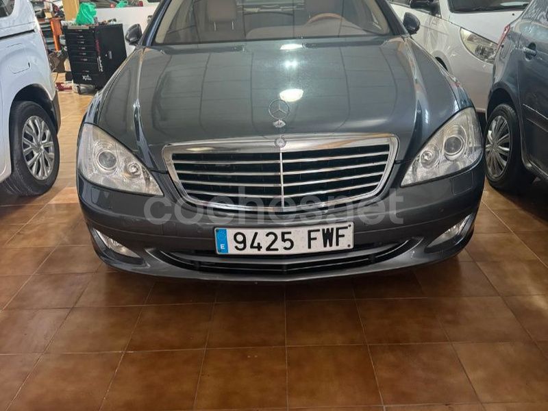 Gris / plata Usado 2007 Mercedes S500 Berlina | 14.999 € (Un poco caro) - Imagen 1/4