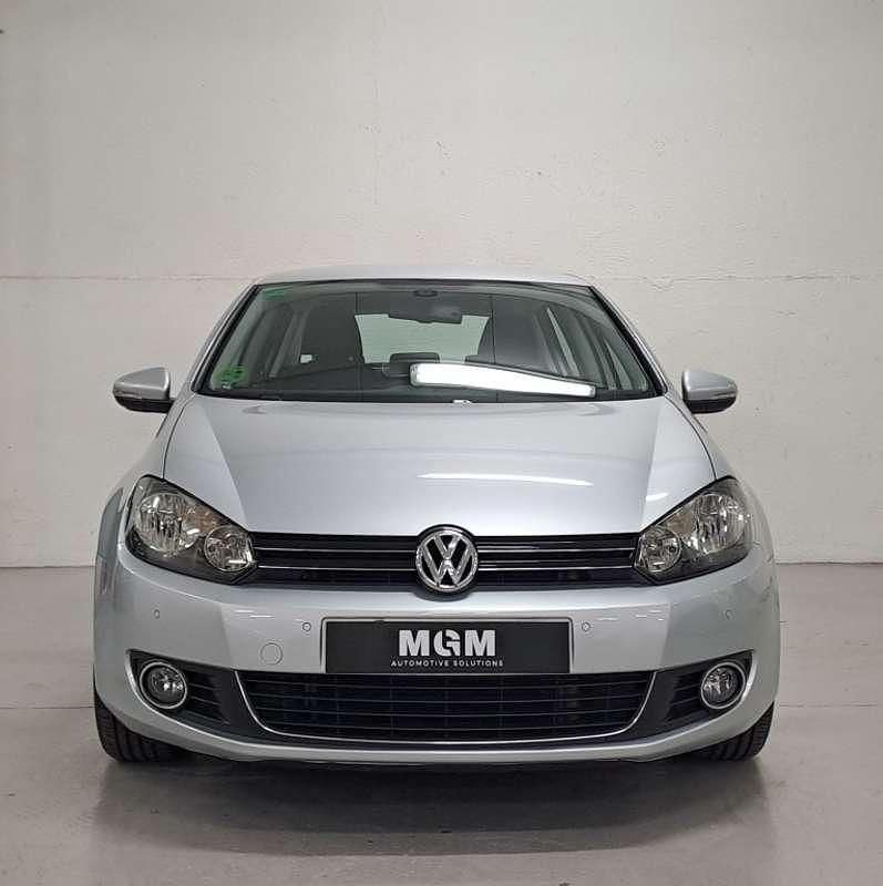 Gris Usado 2009 VW Golf VI Sport Utilitario | 9990 € (Precio justo) - Imagen 1/4