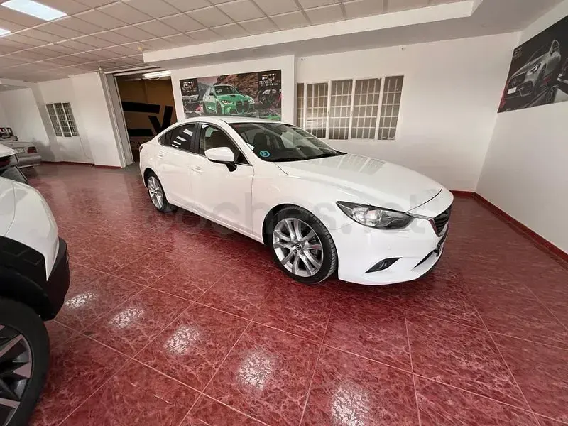 Usado Mazda 6 Comfort 150 CV (110 kW) 2013 Blanco Berlina