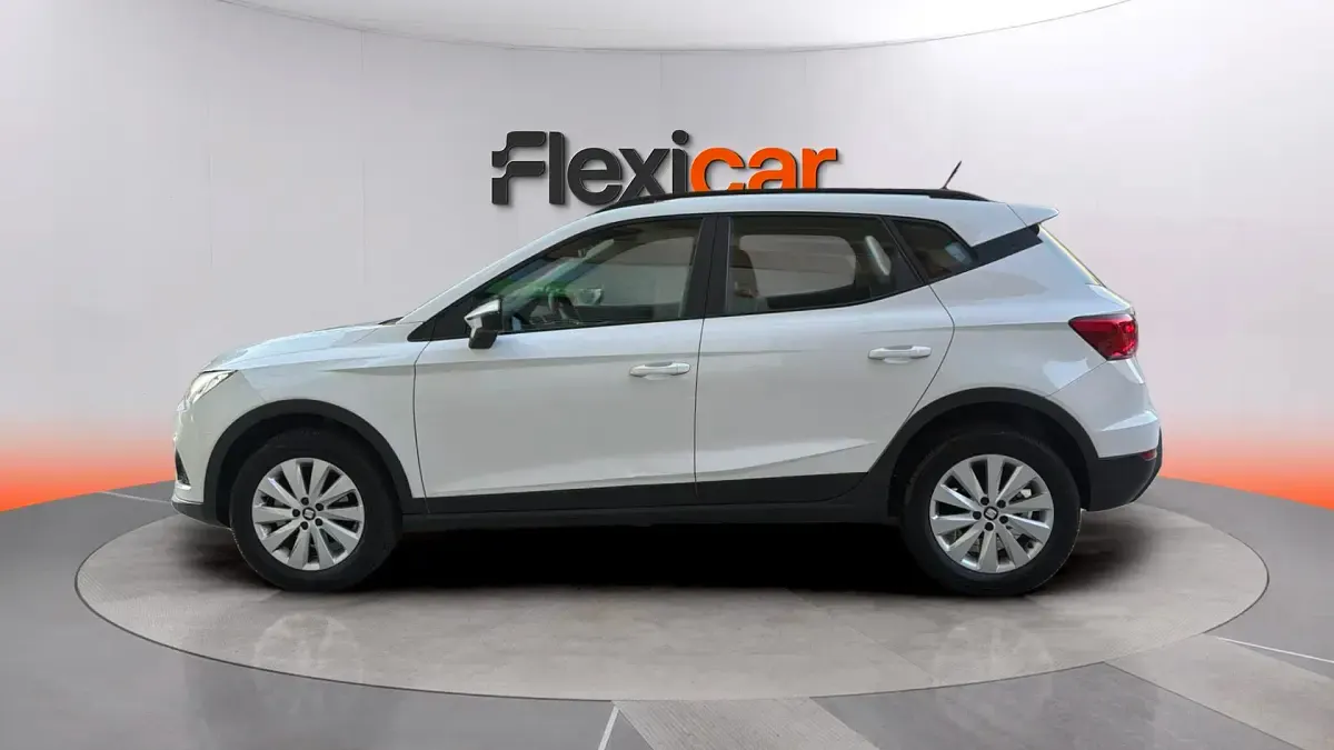 Usado Seat Arona Style 116 CV (85 kW) 2019 Blanco SUV