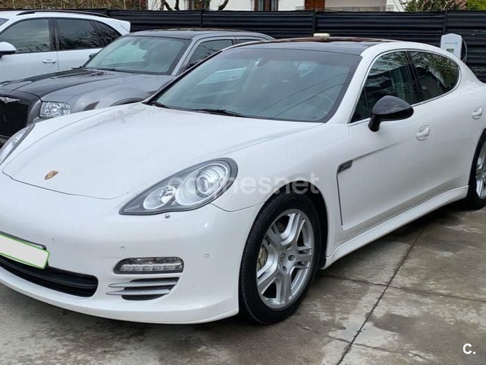 Usado Porsche Panamera 400 CV (294 kW) 2011 Blanco Berlina