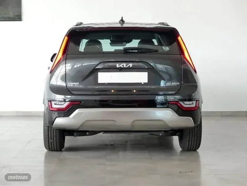 Usado Kia Niro 183 CV (134 kW) 2023 Gris SUV