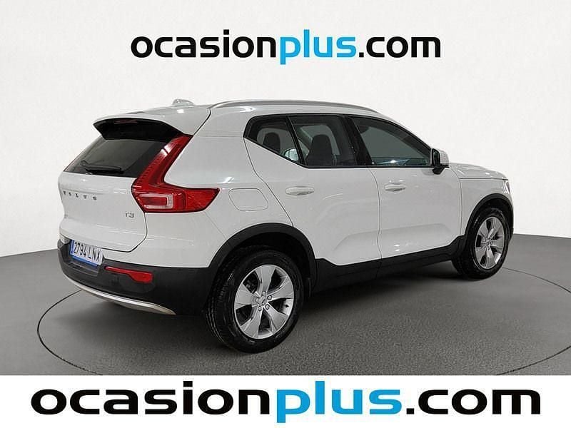 Usado Volvo XC40 Momentum 163 CV (119 kW) 2021 Blanco SUV