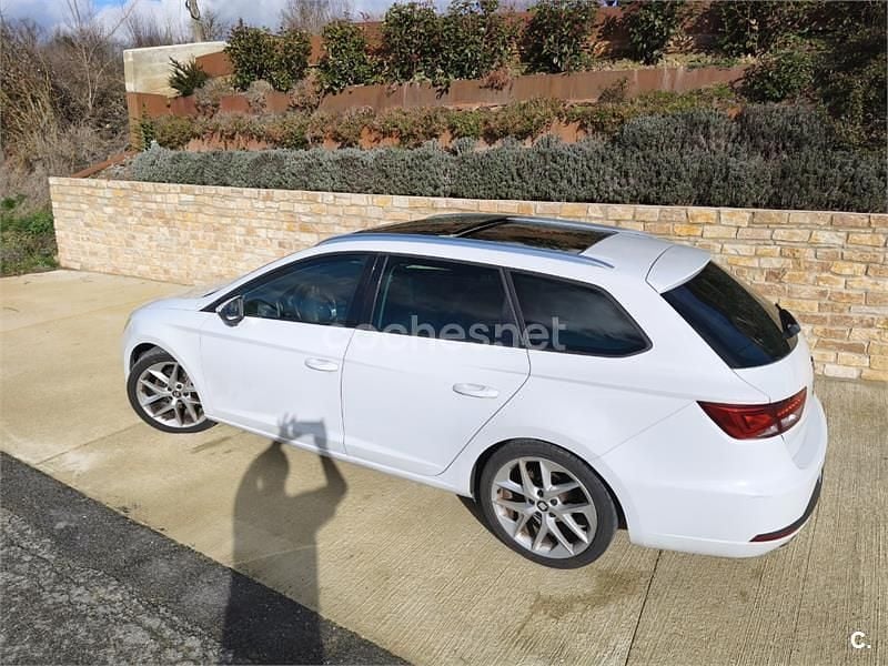 Usado Seat Leon ST FR 150 CV (110 kW) 2016 Blanco Familiar