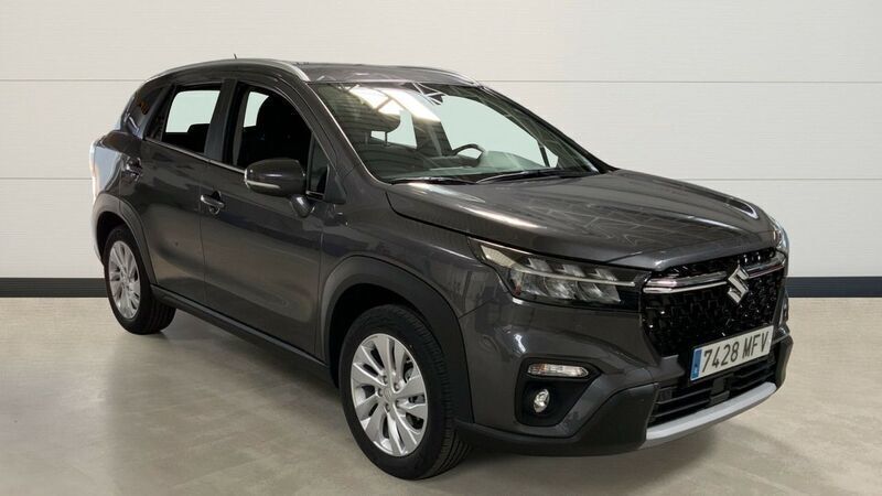 Gris Usado 2023 Suzuki SX4 S-Cross SUV | 22.900 € (Precio justo) - Imagen 1/4