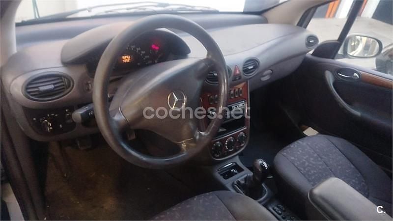 Usado Mercedes A140 Elegance 82 CV (60 kW) 2001 Gris / plata Monovolumen