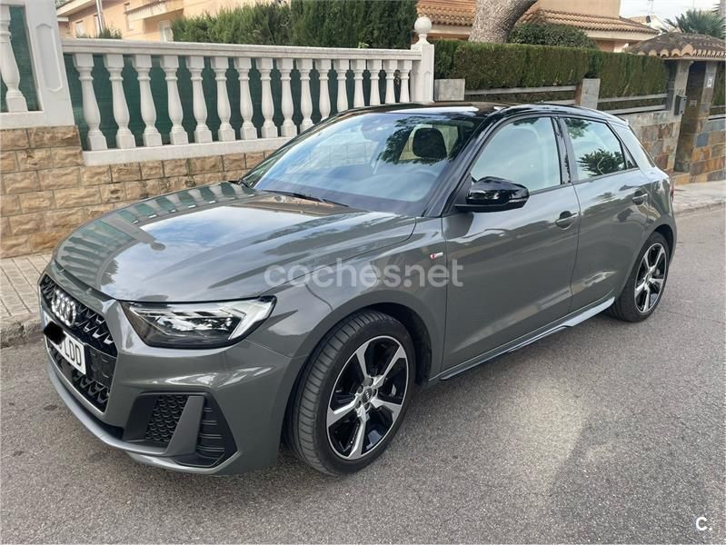 Usado Audi A1 Sportback S-Line 95 CV (69 kW) 2019 Gris / plata Utilitario