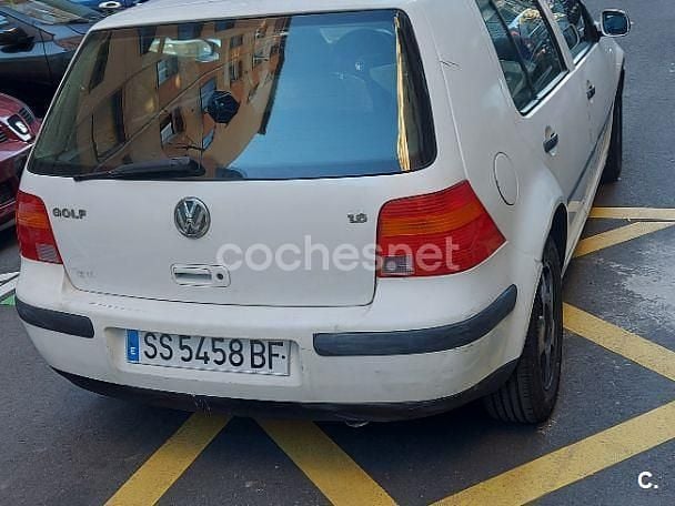 Usado VW Golf III Highline 100 CV (73 kW) 1999 Blanco Berlina