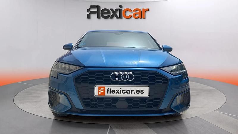 Käytetty Audi A3 Premium 111 HP (81 kW) 2023 Sininen Sedan