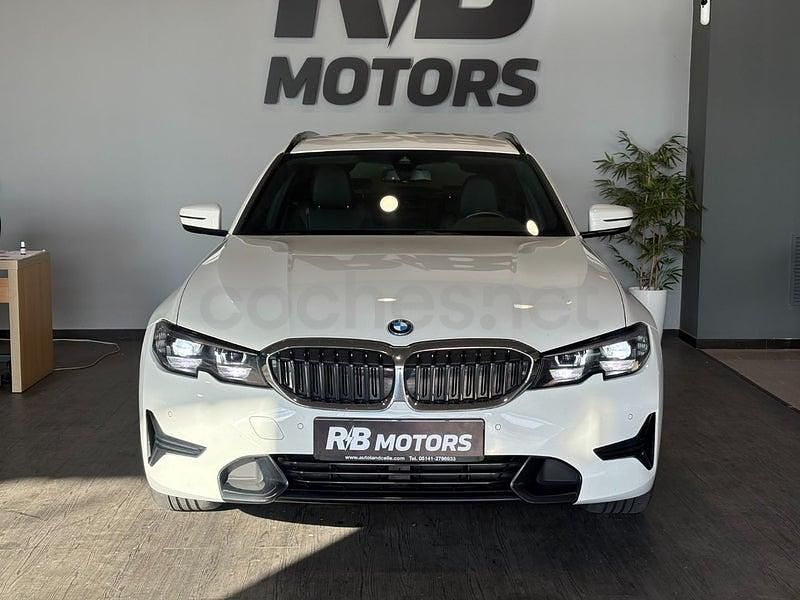 Usado BMW 320e Comfort Edition 204 CV (150 kW) 2022 Blanco Familiar