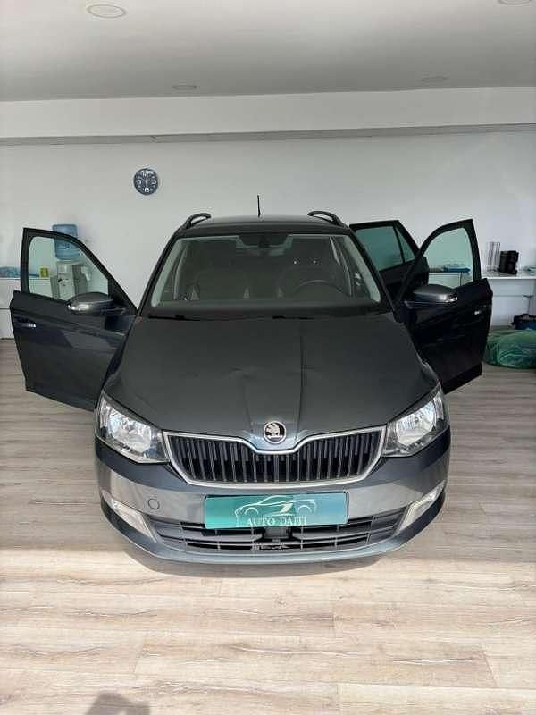 Verde Usado 2015 Skoda Fabia Ambition Utilitario | 6300 € (Precio justo) - Imagen 1/4