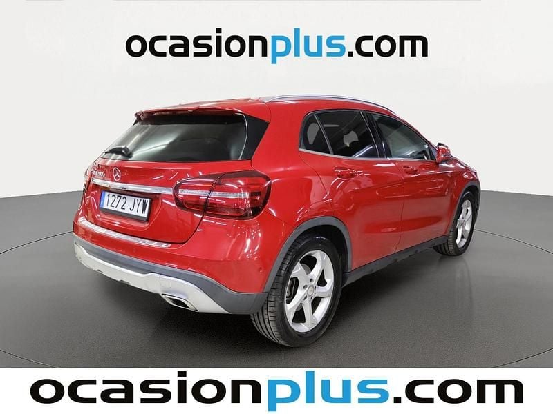 Usado Mercedes GLA200 Urban 136 CV (100 kW) 2017 Rojo SUV