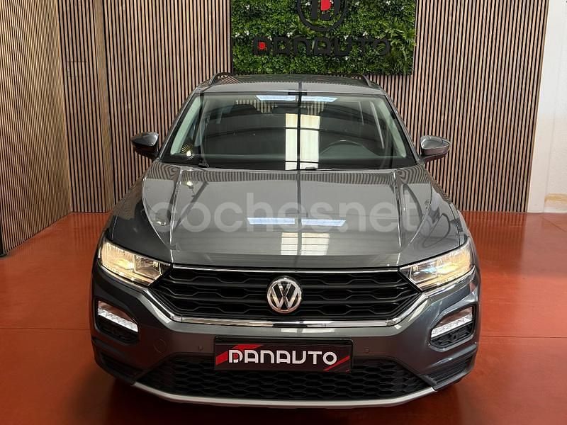 Usado VW T-Roc Advance 115 CV (84 kW) 2020 Gris / plata SUV