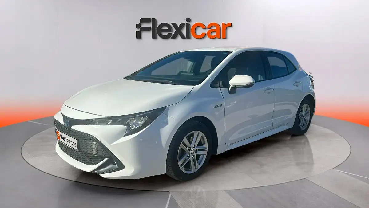 Usado Toyota Corolla Active 122 CV (89 kW) 2022 Gris Berlina