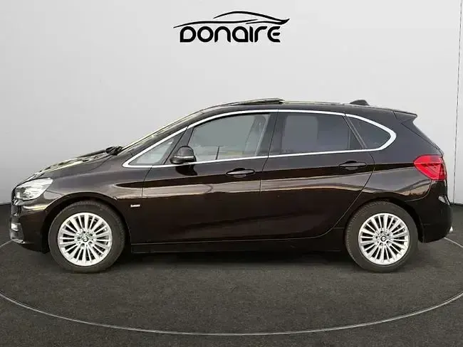 Usado BMW 218 Luxury Line 150 CV (110 kW) 2015 Marrón Familiar