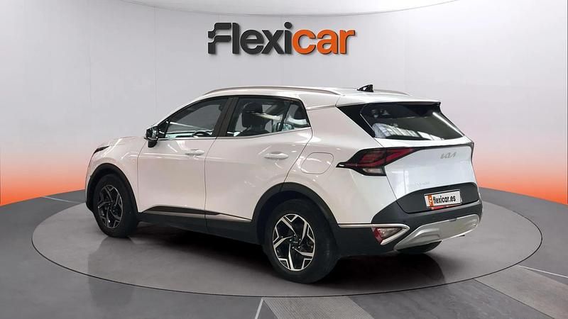 Usado Kia Sportage 136 CV (100 kW) 2023 Blanco SUV
